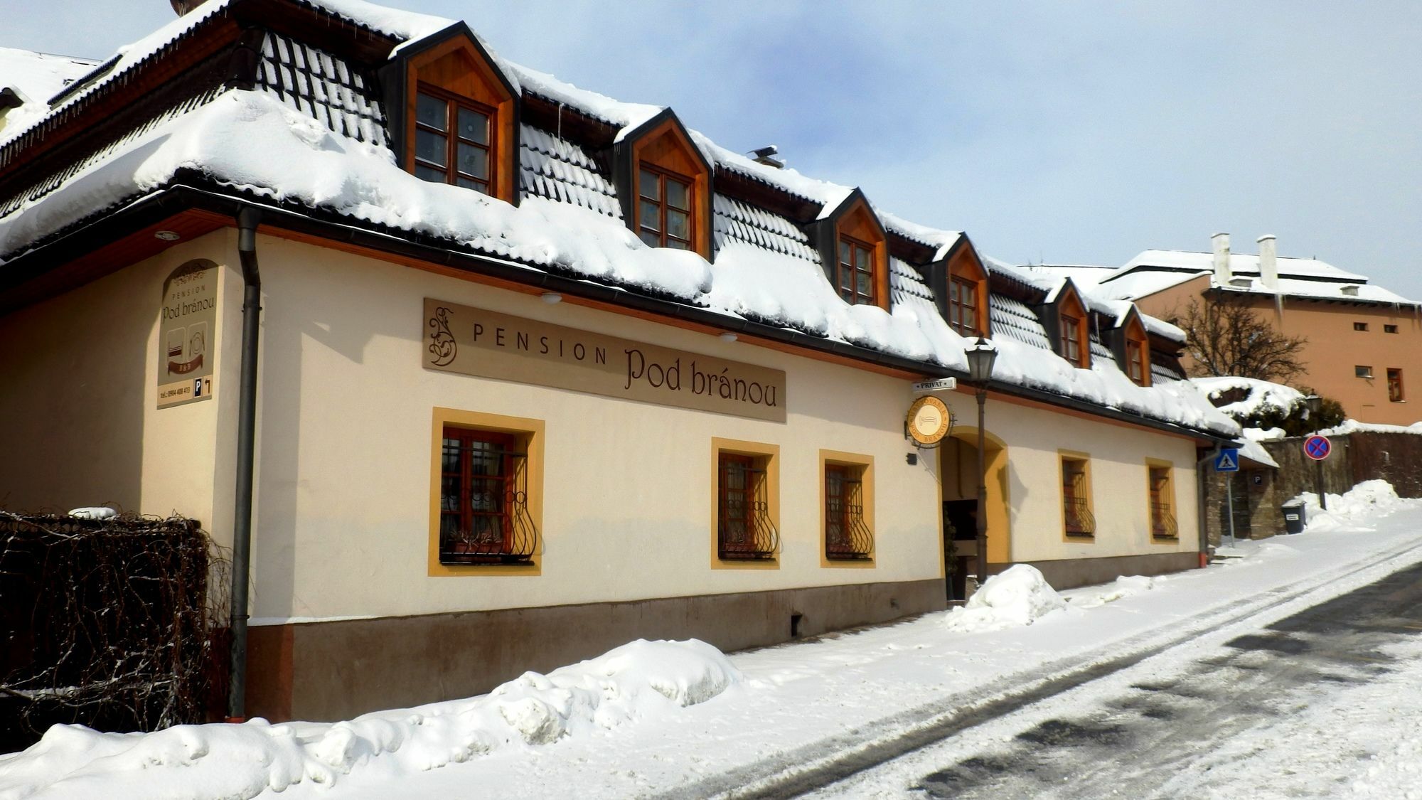 Penzion Pod Branou Poprad Luaran gambar